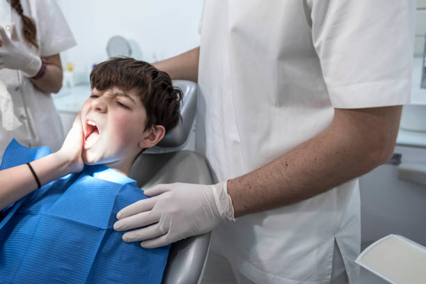 Best Orthodontic Emergency Dentist in Llington, MI